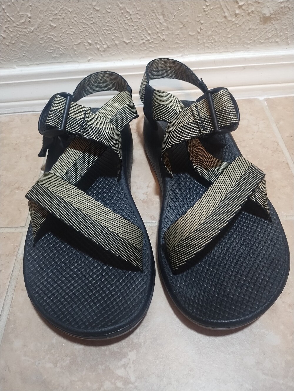 Chaco Shoes Men 11 Chaco Cloud Sandals Hiking Outdoors